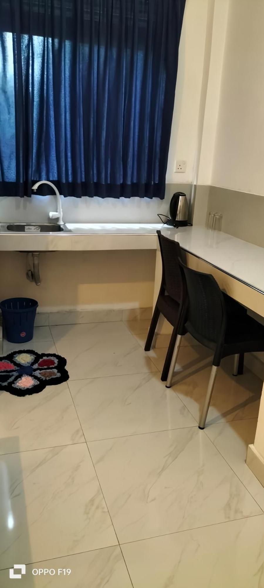 Ceylon Lodge - Airport Transit Hostel เนกอมโบ ภายนอก รูปภาพ